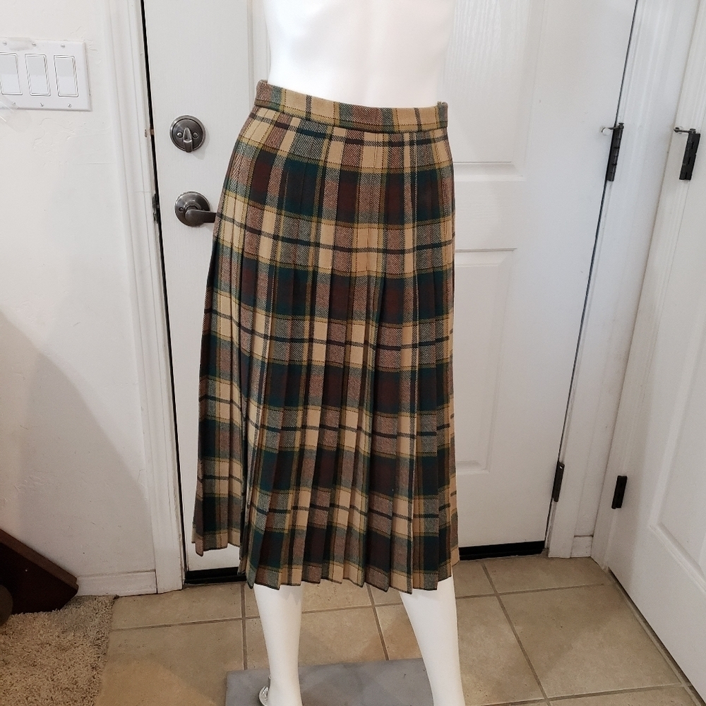 VINTAGE Scottish Wool Pleated Skirt